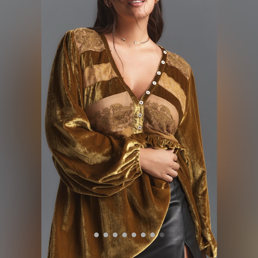 Long-Sleeve Velvet Lace Babydoll Top